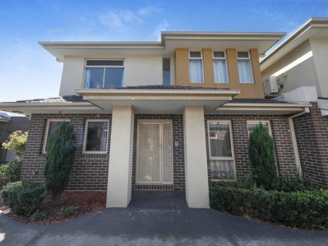 Townhouse for rent in Camerons Creek, Victoria