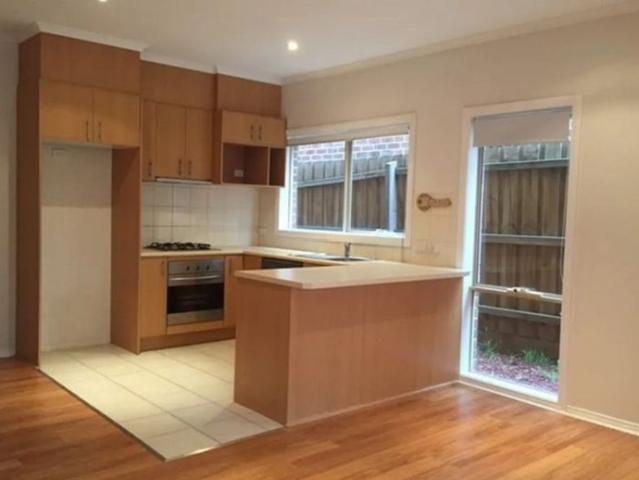Townhouse for rent in Camerons Creek, Victoria