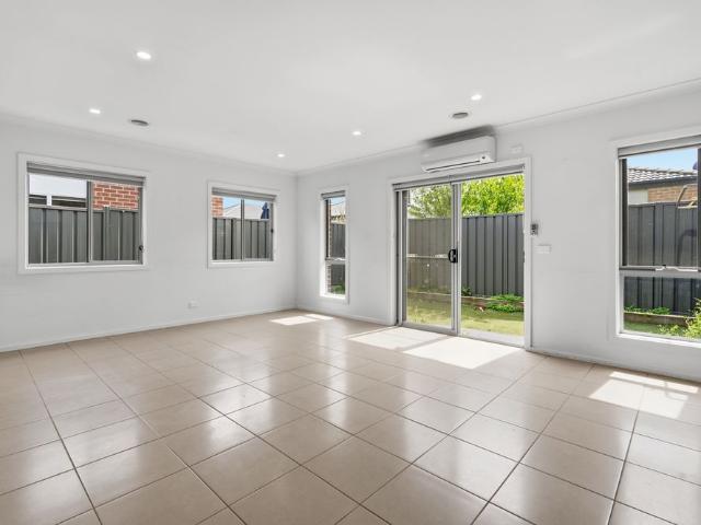 House for rent in The Grove, Melbourne