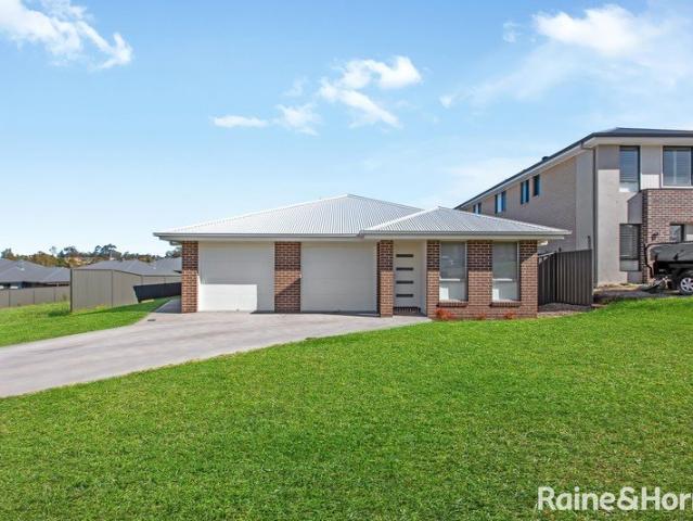 Duplex for rent in Aberglasslyn, Newcastle-Maitland