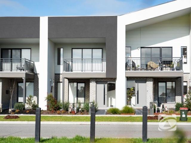 Townhouse for rent in Camerons Creek, Victoria