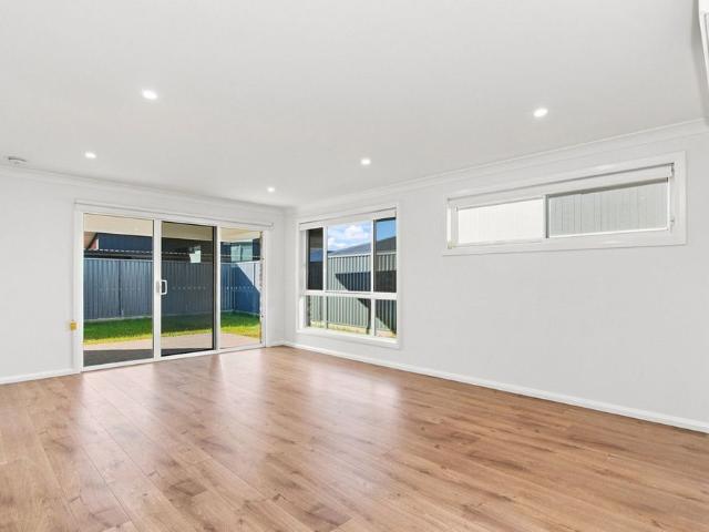 House for rent in Thrumster, New South Wales