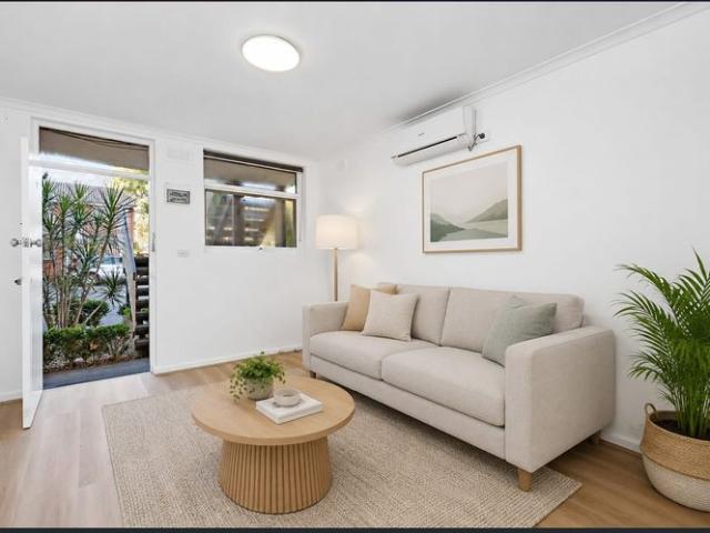 Granny Flat for rent in Camerons Creek, Victoria