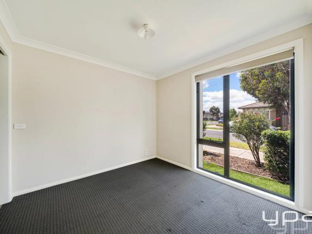 House for rent in Forsyth Park, Melbourne
