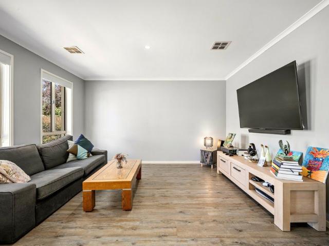 Townhouse for rent in Bruce, Australian Capital Territory