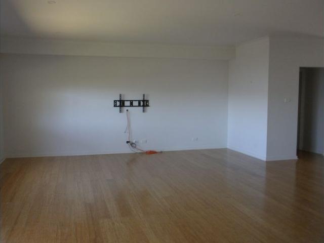 Townhouse for rent in Ambergate, New South Wales