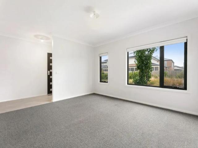 Townhouse for rent in Camerons Creek, Victoria