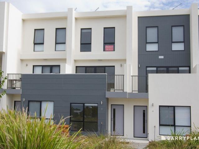 Townhouse for rent in Camerons Creek, Victoria