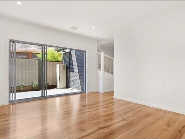 Townhouse for rent in Camerons Creek, Victoria