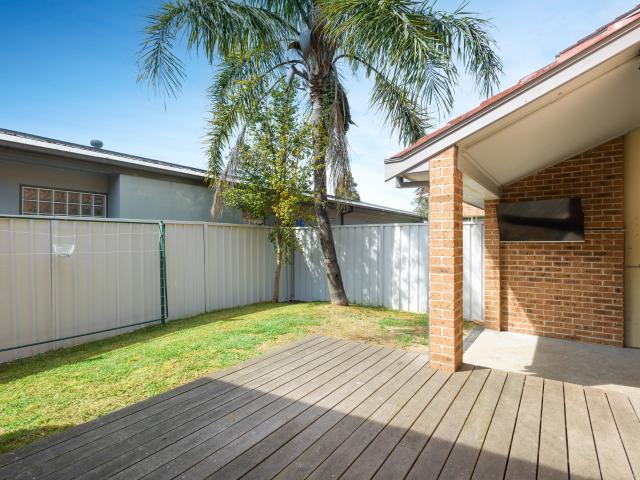 Townhouse for sale in Sutherland, New South Wales