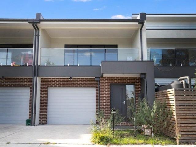 Townhouse for rent in Camerons Creek, Victoria