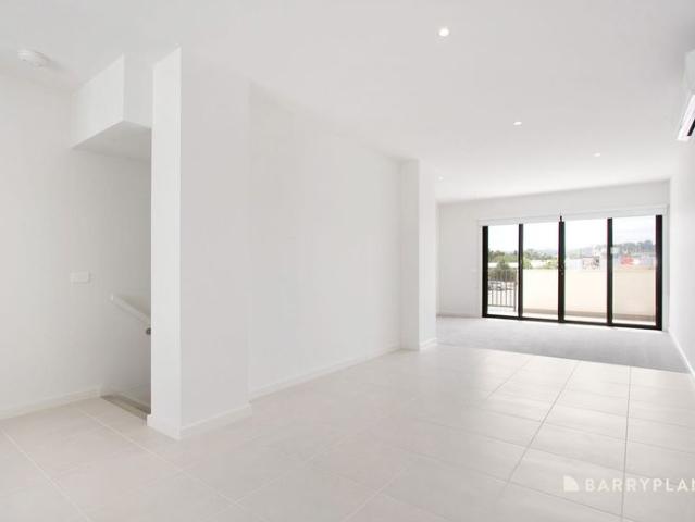 Townhouse for rent in Camerons Creek, Victoria