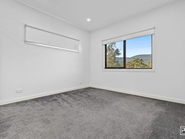 Townhouse for rent in Camerons Creek, Victoria