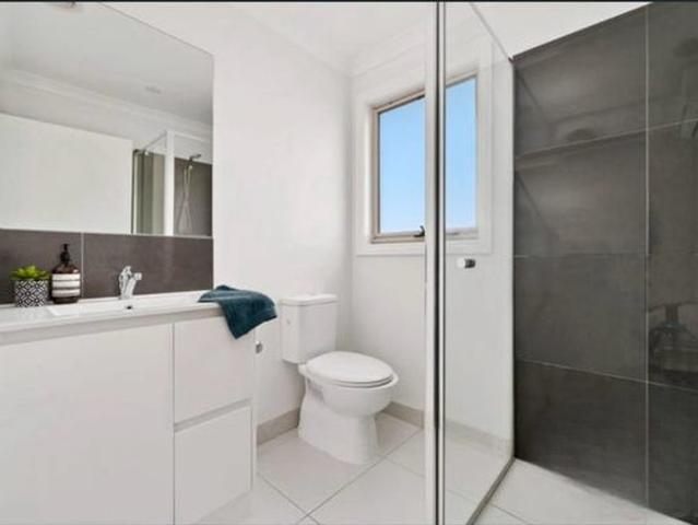 Townhouse for rent in Camerons Creek, Victoria