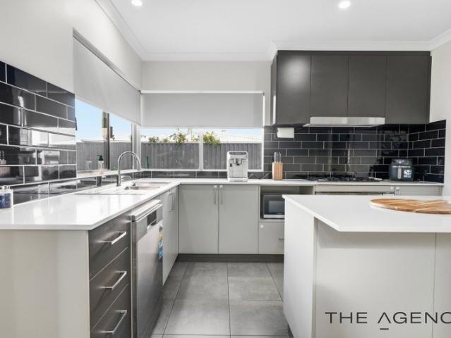 Townhouse for sale in Madeley, Western Australia