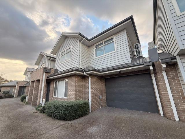 Townhouse for rent in Camerons Creek, Victoria