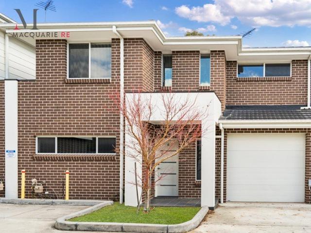 Townhouse for sale in Sydney, New South Wales