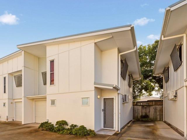 Townhouse for sale in Toombul, Queensland