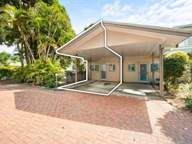 Townhouse for sale in Edmonton, Queensland