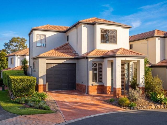 Townhouse for sale in Toombul, Queensland