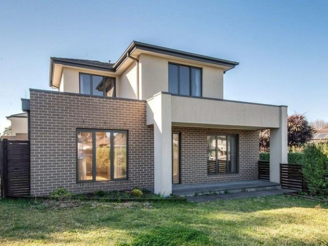 Townhouse for rent in Camerons Creek, Victoria