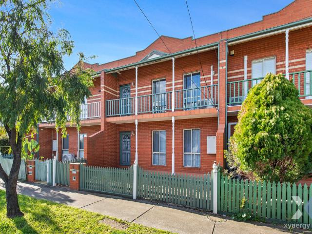 House for rent in West Footscray
