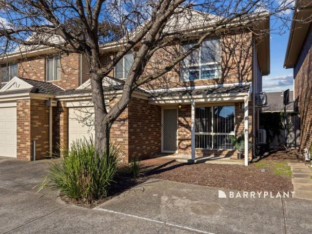 Townhouse for sale in Camerons Creek, Victoria