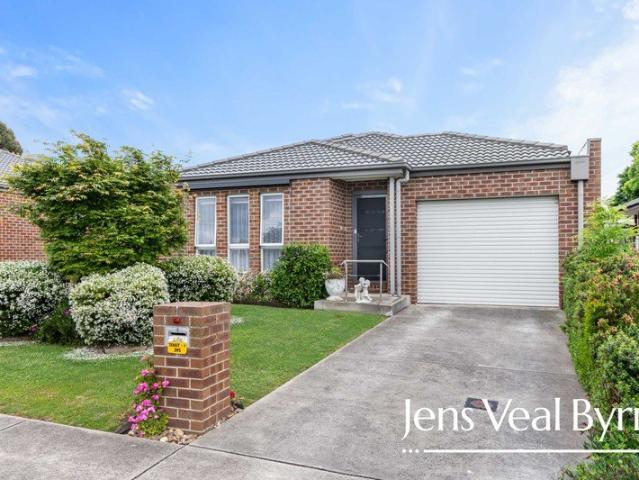 Townhouse for sale in Wendouree, Ballarat