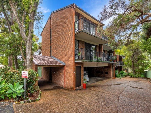 Townhouse for sale in Ambergate, New South Wales