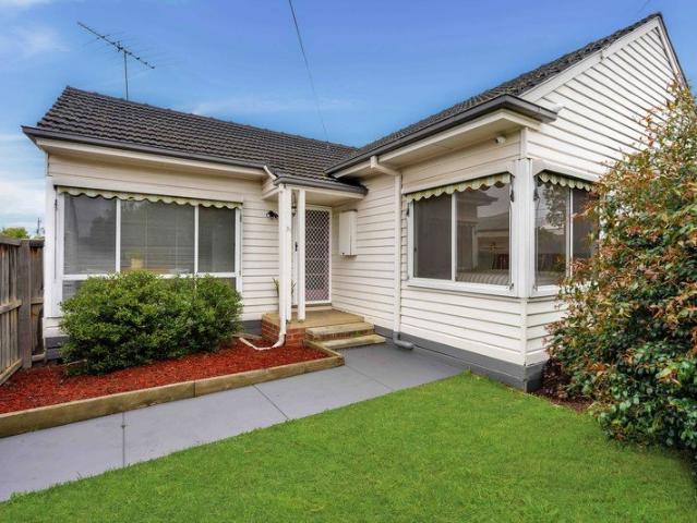 House for sale in Belmont, Geelong