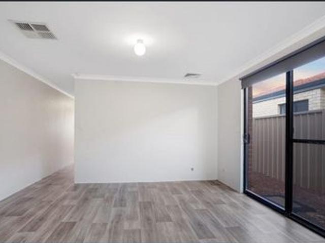 House for rent in Hammond Park, Western Australia