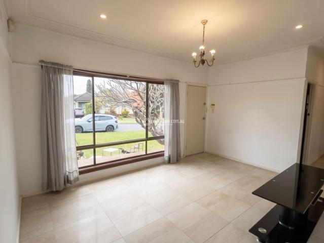 House for rent in Pendle Hill, Sydney