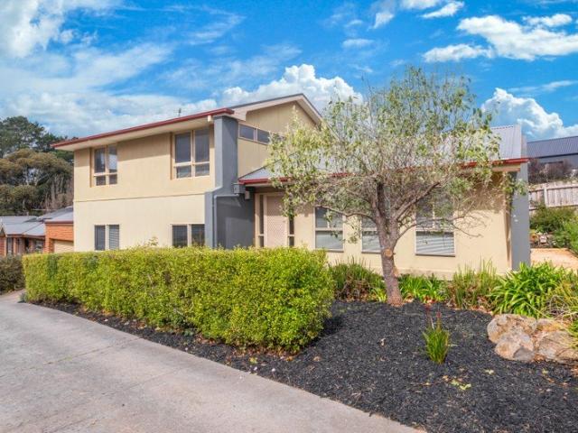Townhouse for sale in Gisborne, Victoria