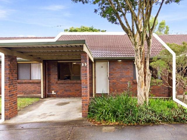 Townhouse for sale in Toombul, Queensland