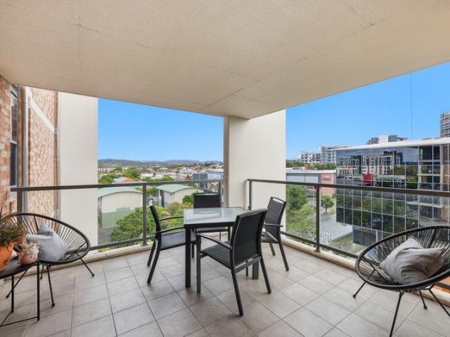 Apartment for sale in Fernbrook, Queensland