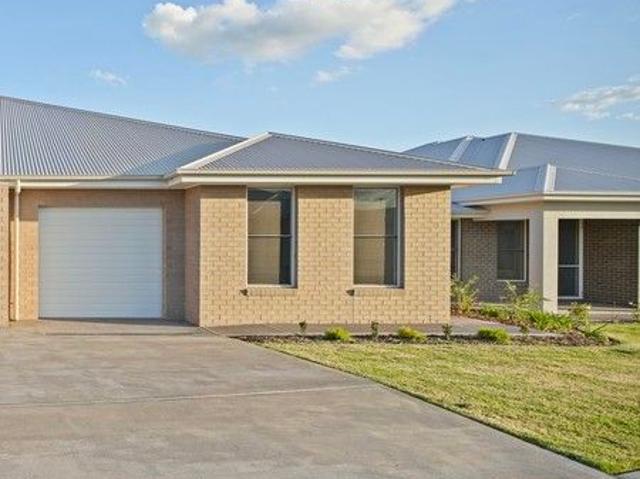 Cottage for sale in Dubbo, New South Wales