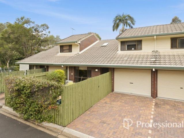 Townhouse for sale in Toombul, Queensland