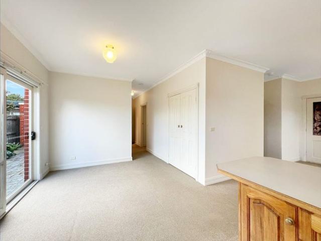 Apartment for rent in Newtown, Geelong