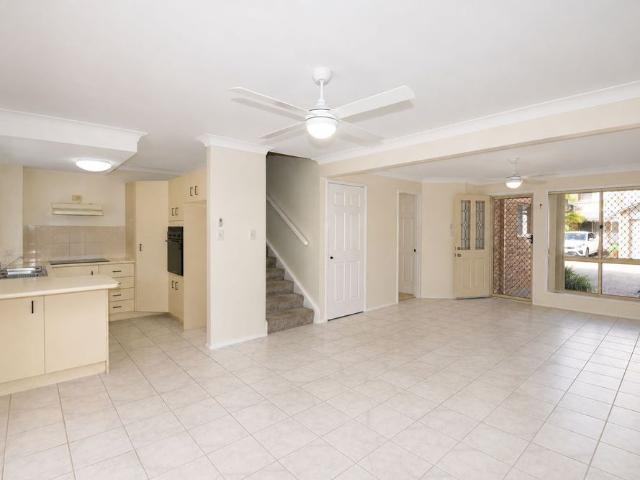 Townhouse for rent in Fernbrook, Queensland