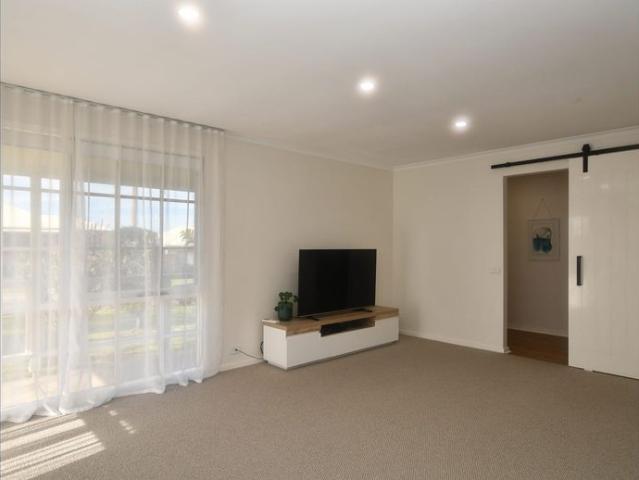 House for rent in Wy Yung, Victoria
