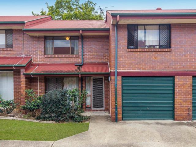 Townhouse for sale in Toombul, Queensland