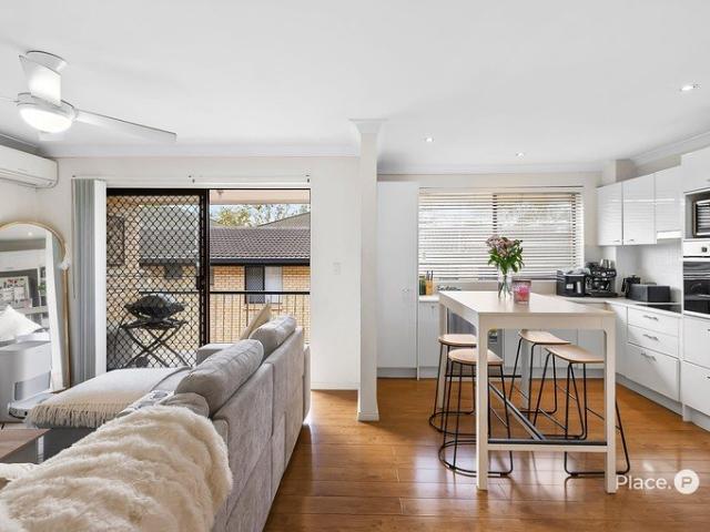 Apartment for sale in Coorparoo, Greater Brisbane