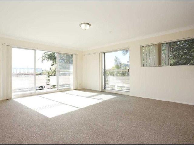 Apartment for rent in Coorparoo, Greater Brisbane
