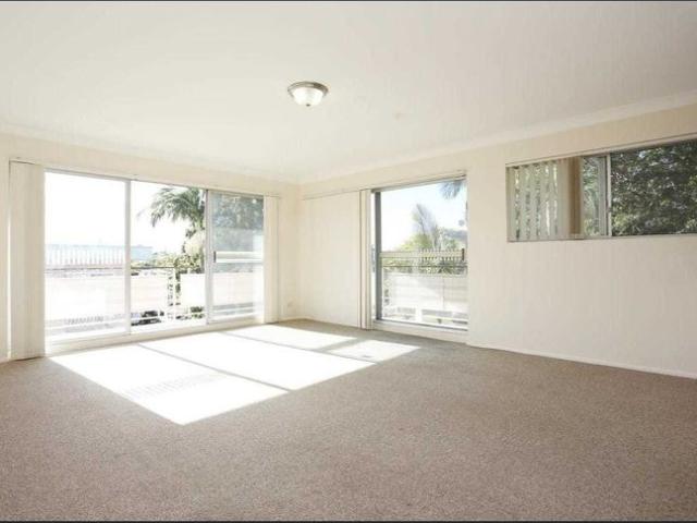 Apartment for rent in Coorparoo, Greater Brisbane