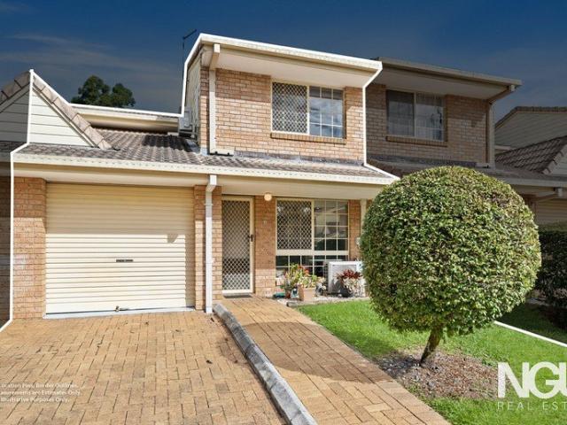 Townhouse for sale in Toombul, Queensland