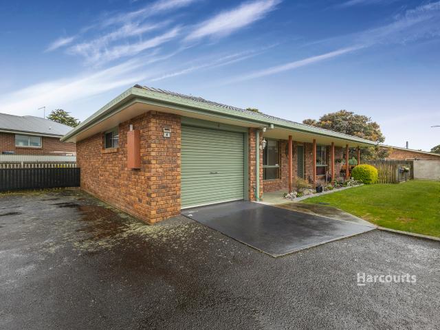 Apartment for sale in Penguin, Tasmania