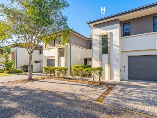 Townhouse for sale in Fernbrook, Queensland