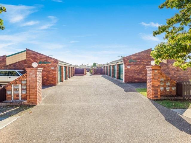 Townhouse for sale in Toombul, Queensland