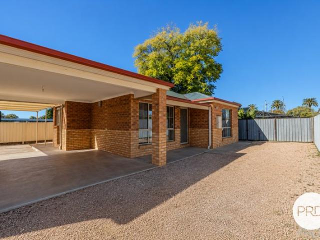 Townhouse for sale in Mildura, Victoria