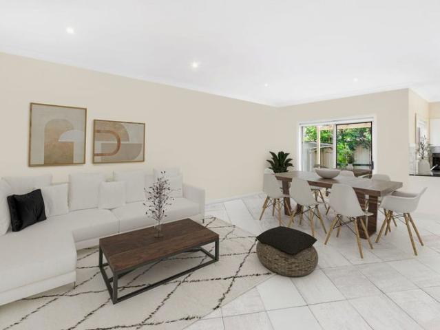 Townhouse for rent in Wollongong West, New South Wales